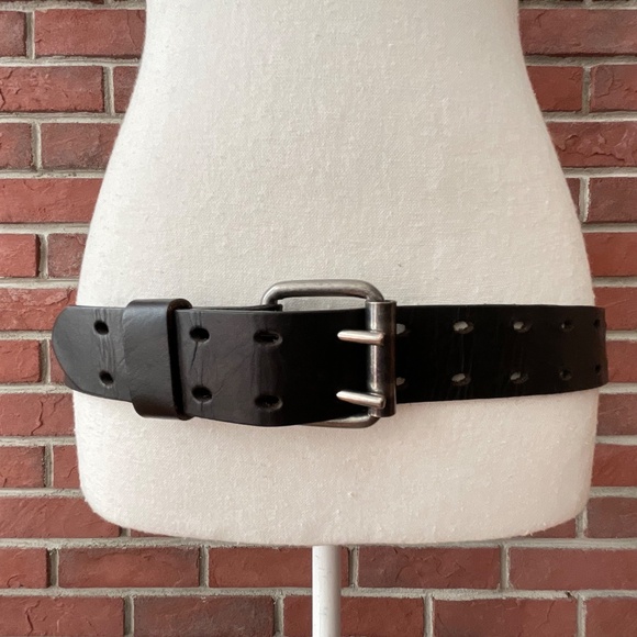 Black Genuine Leather Double Hole Prong Metal Roller Buckle Belt Size 40/100 - Picture 3 of 12